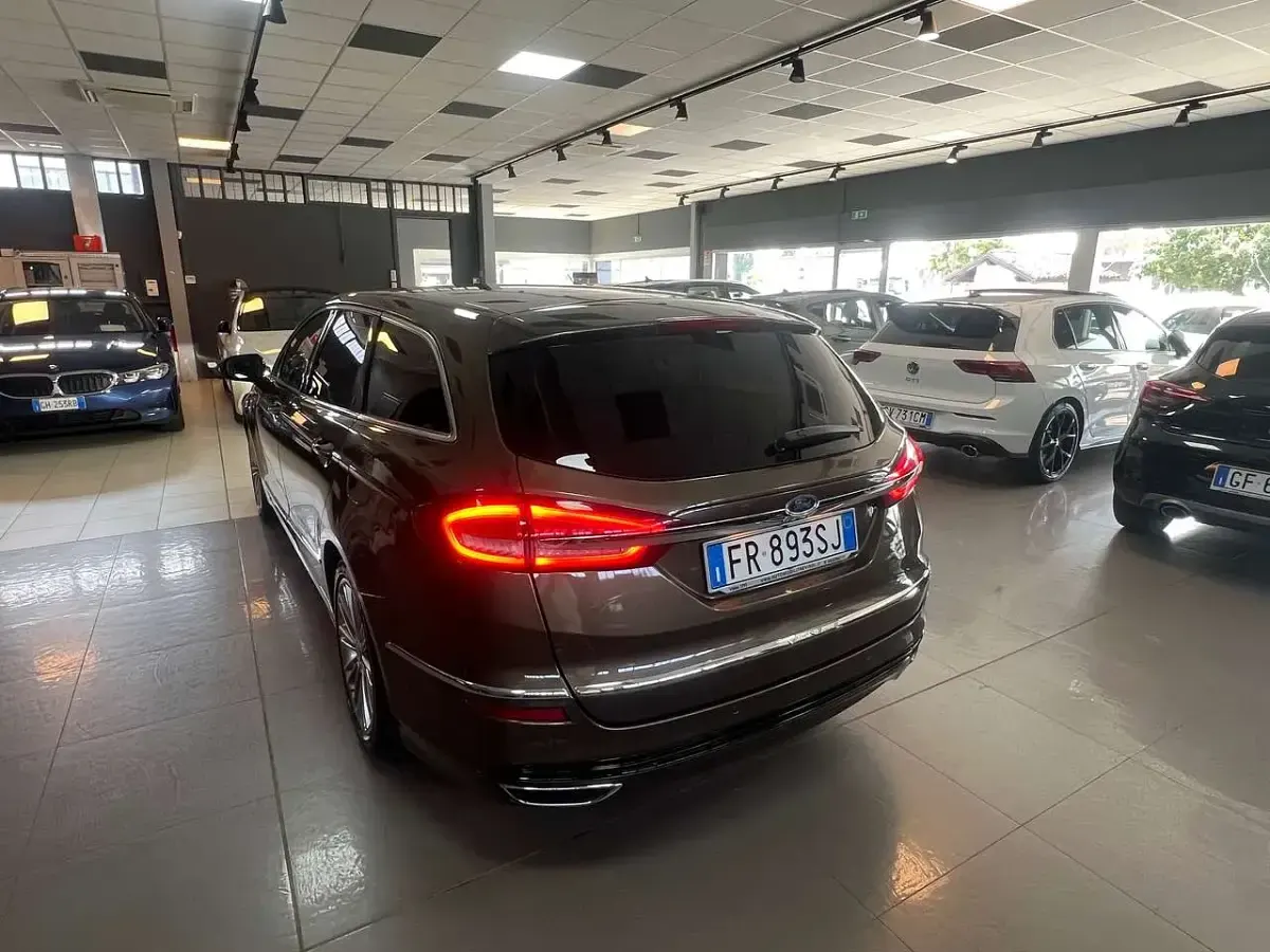 Usata Ford Mondeo Vignale 150 CV (110 kW) 2018 Bronzo Station wagon