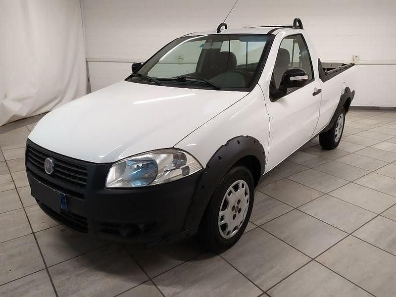 Bianco Usata 2012 Fiat Strada Pick-up | 10.990 € (Cara) - Immagine 1/4