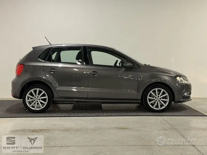 Usata VW Polo Highline 110 CV (80 kW) 2016 Grigio Berlina