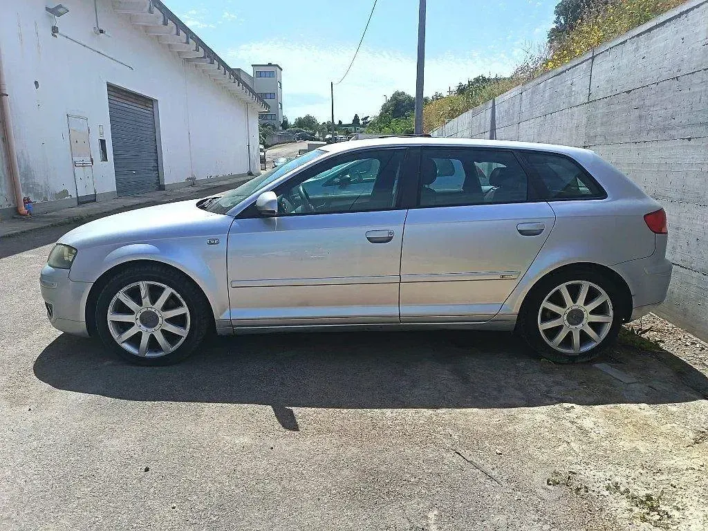 Usata Audi A3 Attraction 170 CV (125 kW) 2007 Grigio Utilitaria