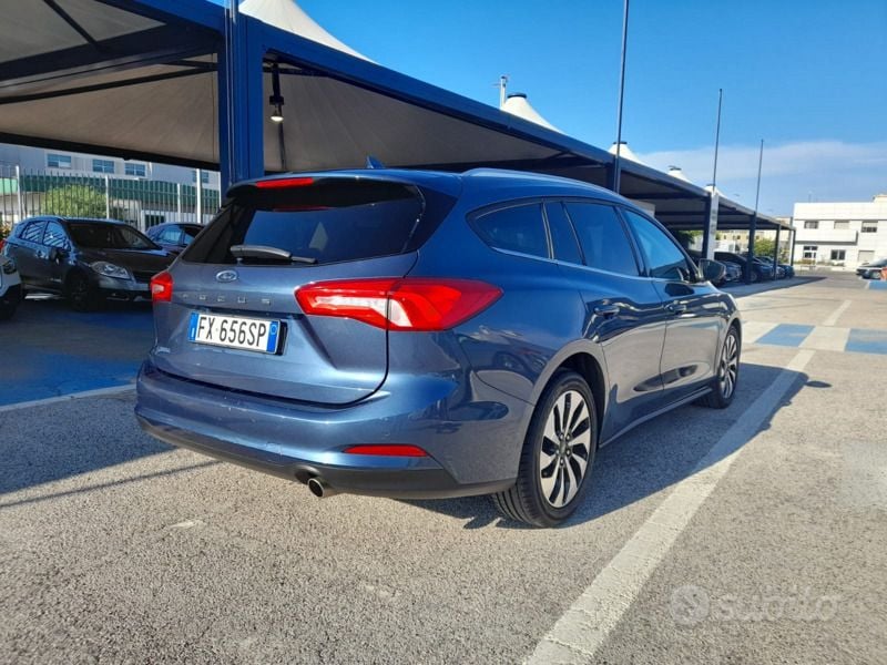 Usata Ford Focus 120 CV (88 kW) 2019 Blu Station wagon