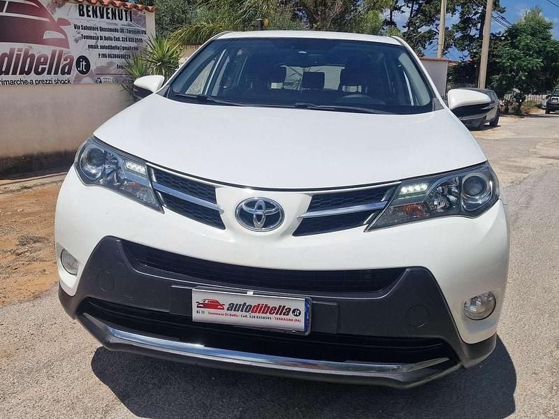 Occasion Toyota RAV4 Edition 124 ch (91 kW) 2015 Blanc SUV