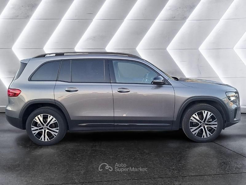 Usata Mercedes GLB200 Advanced Plus 150 CV (110 kW) 2024 Grigio SUV