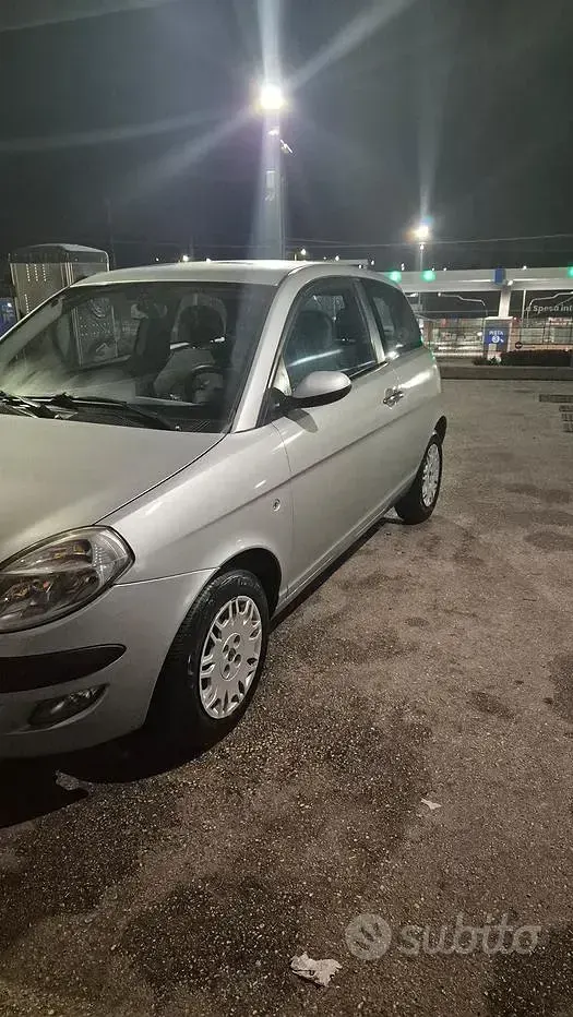 Usata Lancia Ypsilon 69 CV (50 kW) 2008 Utilitaria