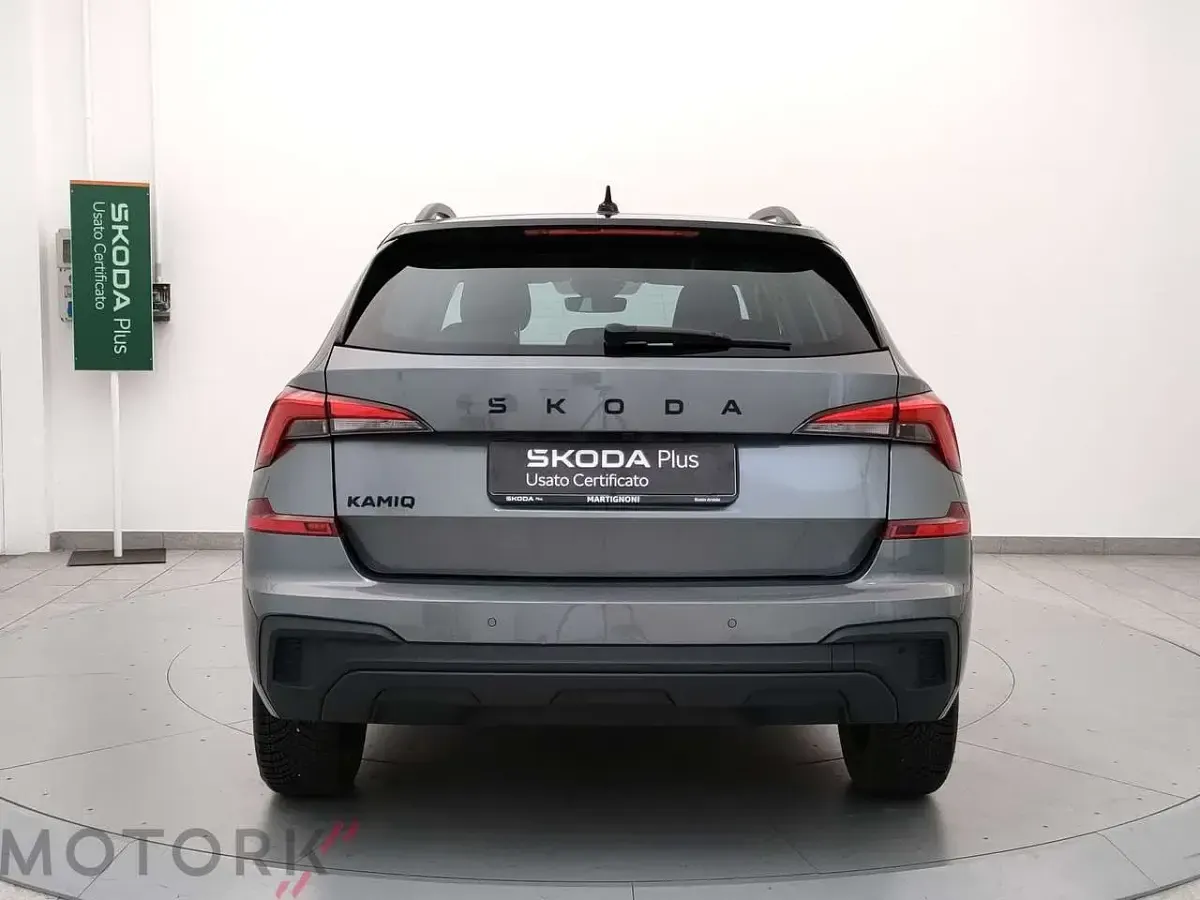 Begagnad Skoda Kamiq 150 HK (110 kW) 2025 Grå SUV