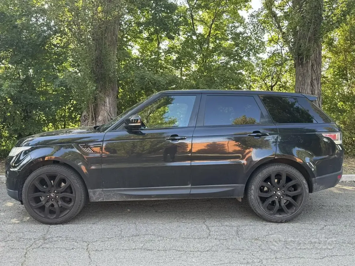 Usata Land Rover Range Rover Dynamic 249 CV (183 kW) 2014 Nero SUV