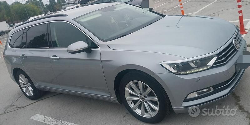 Usata VW Passat 120 CV (88 kW) 2017 Grigio Berlina