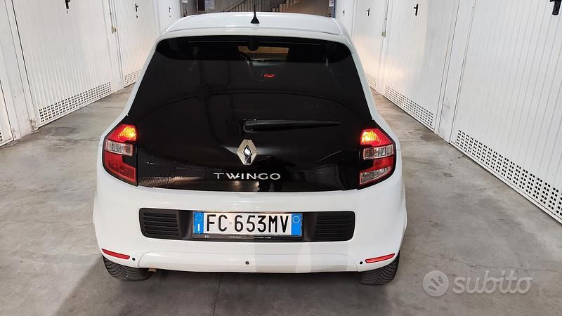 Usata Renault Twingo 70 CV (51 kW) 2016 Bianco Utilitaria