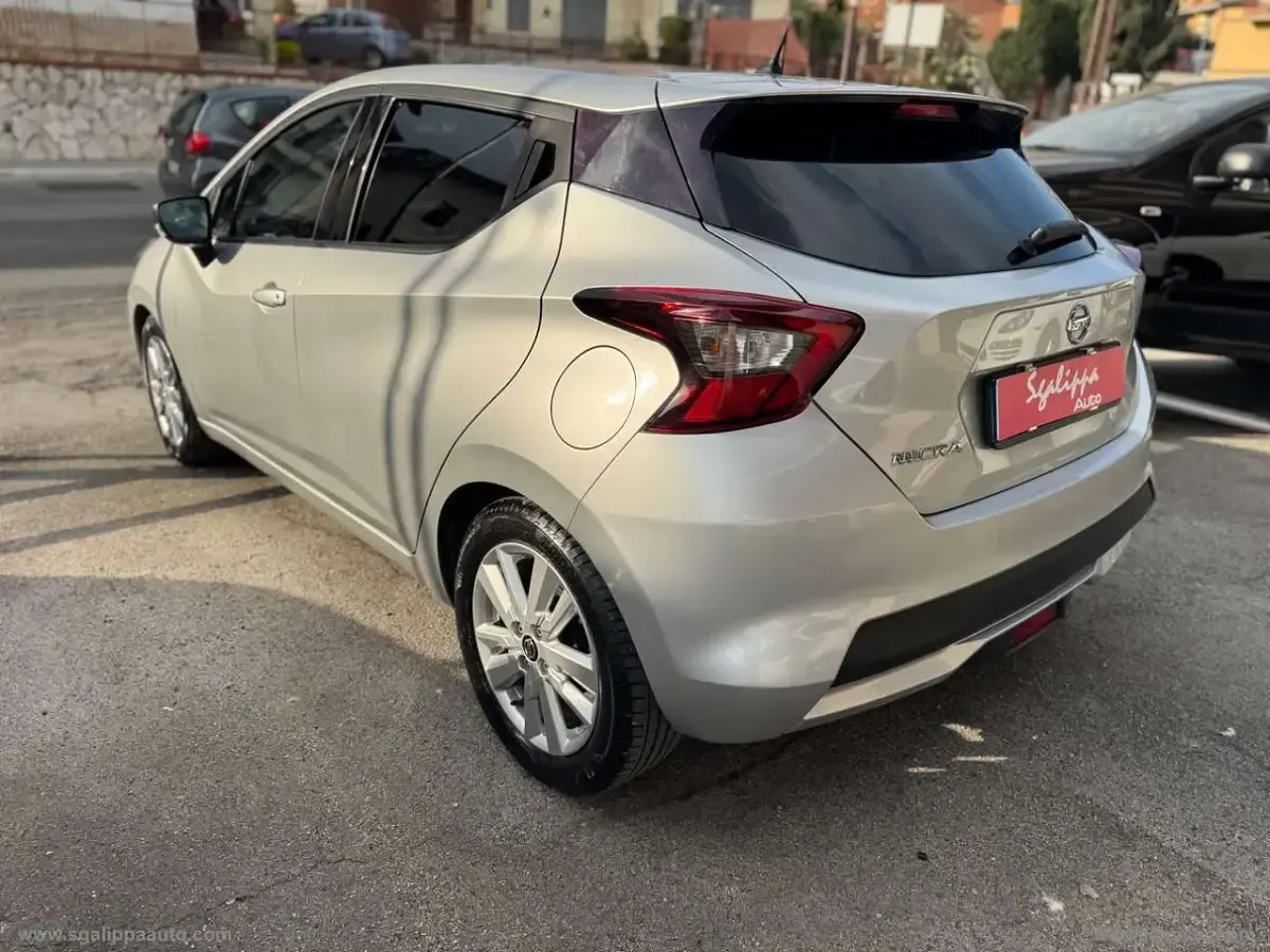 Gebraucht Nissan Micra Acenta 101 PS (74 kW) 2020 Silber Kleinwagen