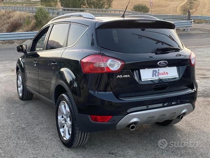Usata Ford Kuga Titanium 163 CV (119 kW) 2012 Nero SUV