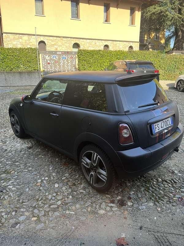 Usata Mini ONE 75 CV (55 kW) 2010 Nero Utilitaria
