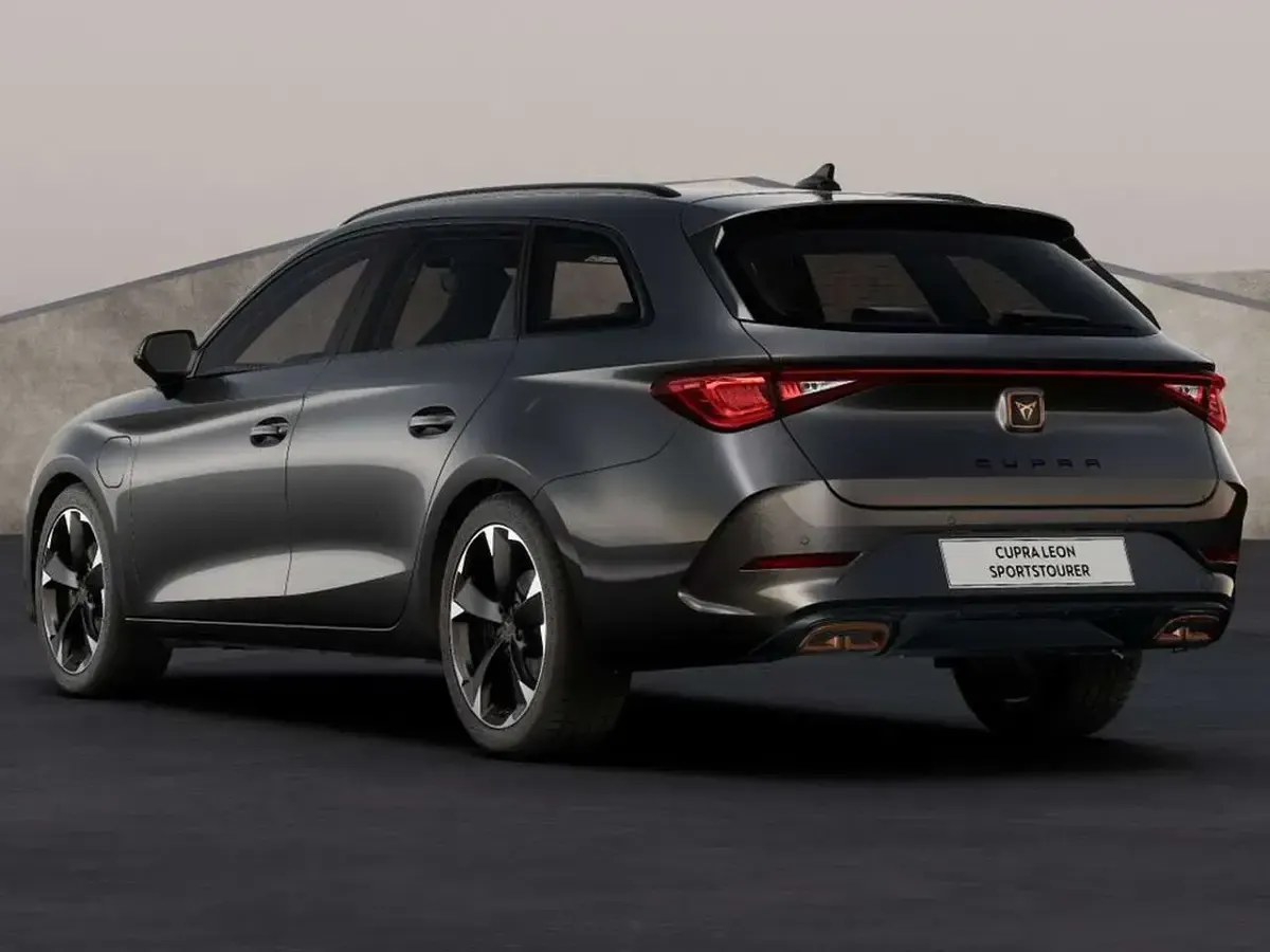 Usata Cupra Leon 204 CV (150 kW) 2024 Magnetic tech Station wagon
