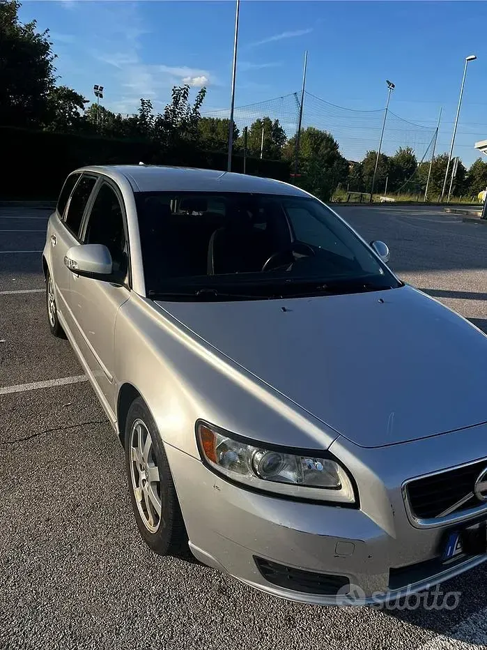 Usata Volvo V50 115 CV (84 kW) 2011 Station wagon