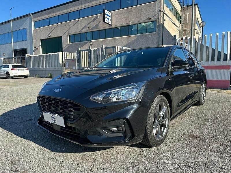 Usata Ford Focus ST 125 CV (91 kW) 2021 Nero Berlina