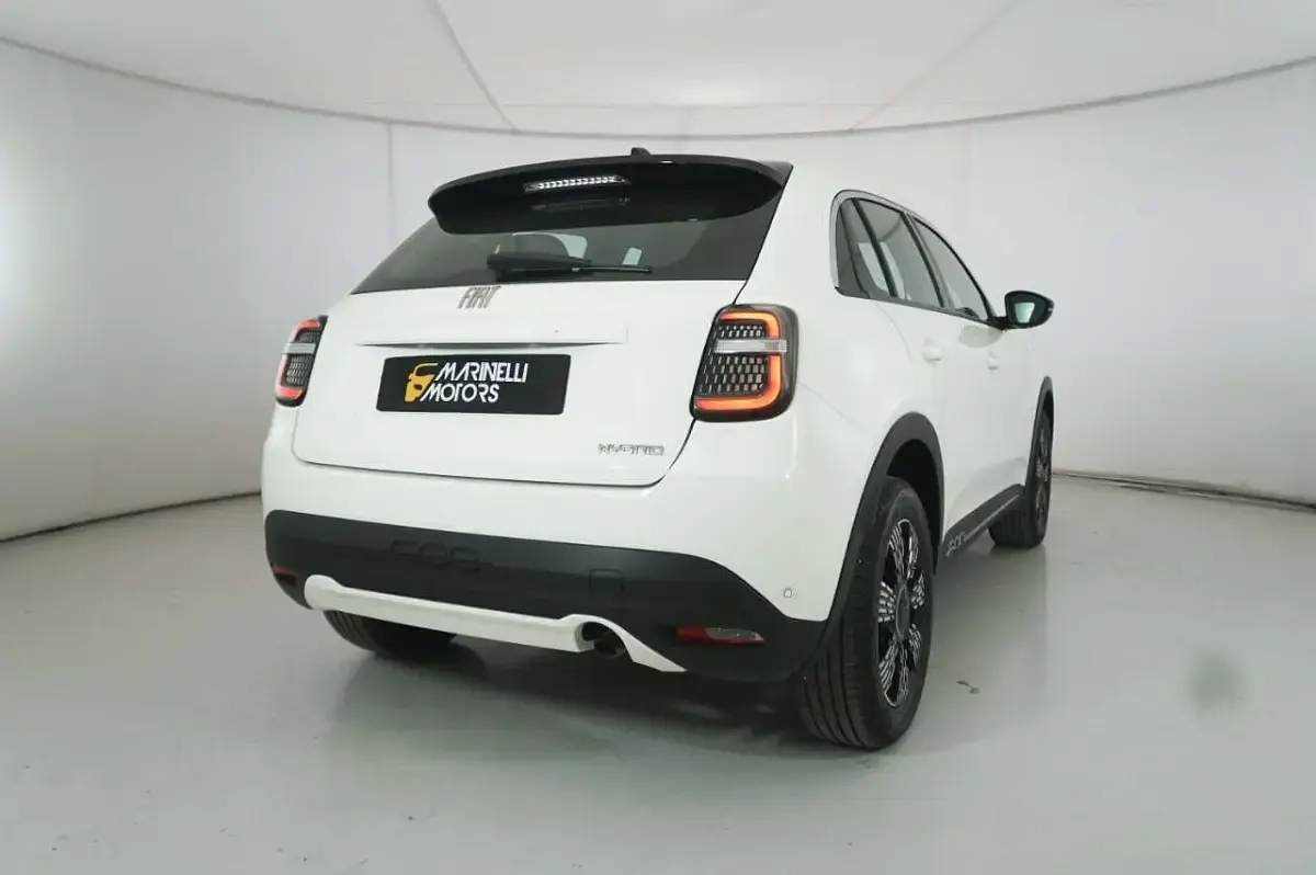 Usata Fiat 600 101 CV (74 kW) 2025 Blu/azzurro SUV
