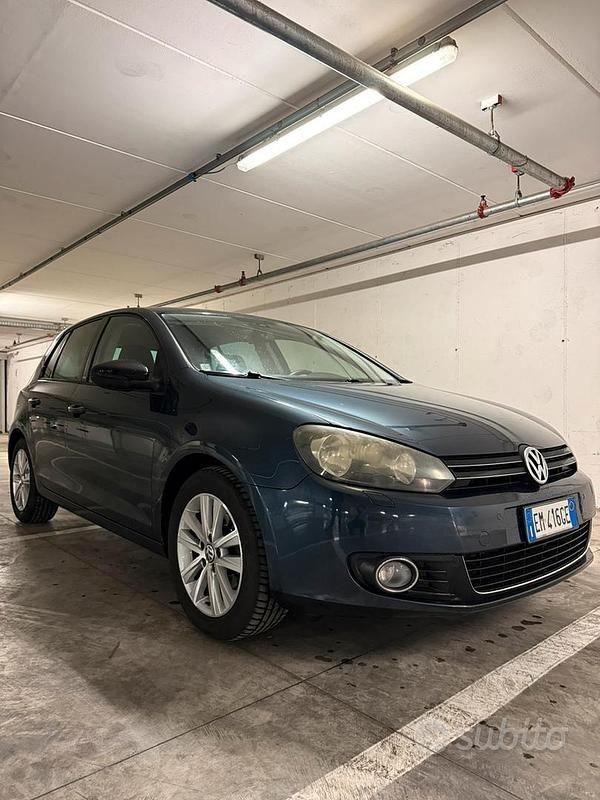 Usata VW Golf VI Edition 105 CV (77 kW) 2011 Blu Utilitaria