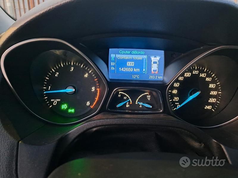 Usata Ford Focus Titanium 115 CV (84 kW) 2011 Nero Berlina