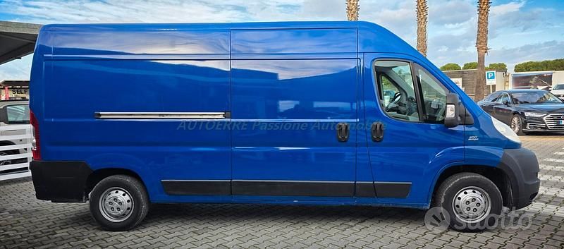 Usata Fiat Ducato 120 CV (88 kW) 2010 Blu Furgone