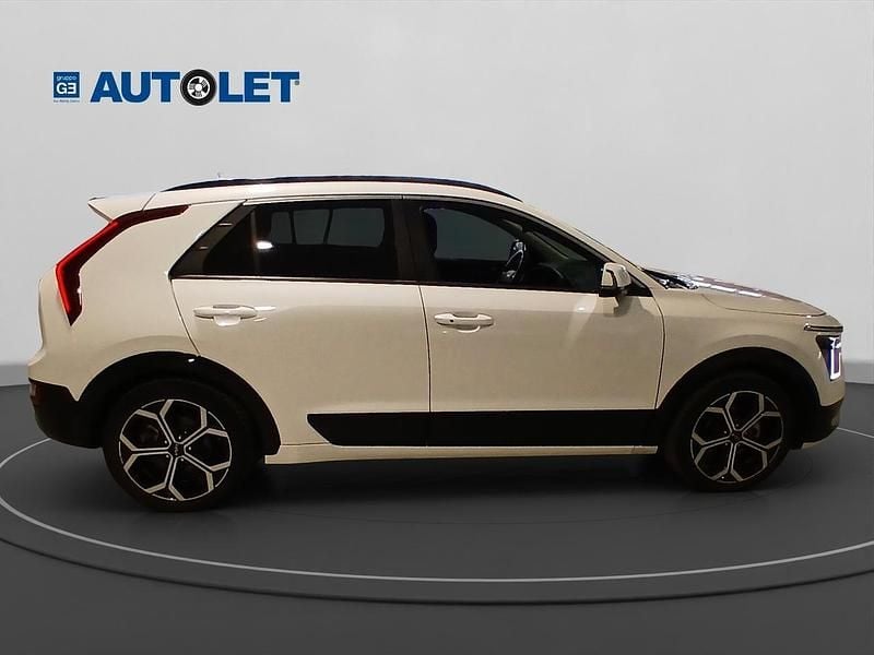 Usata Kia Niro 104 CV (76 kW) 2023 Bianco SUV