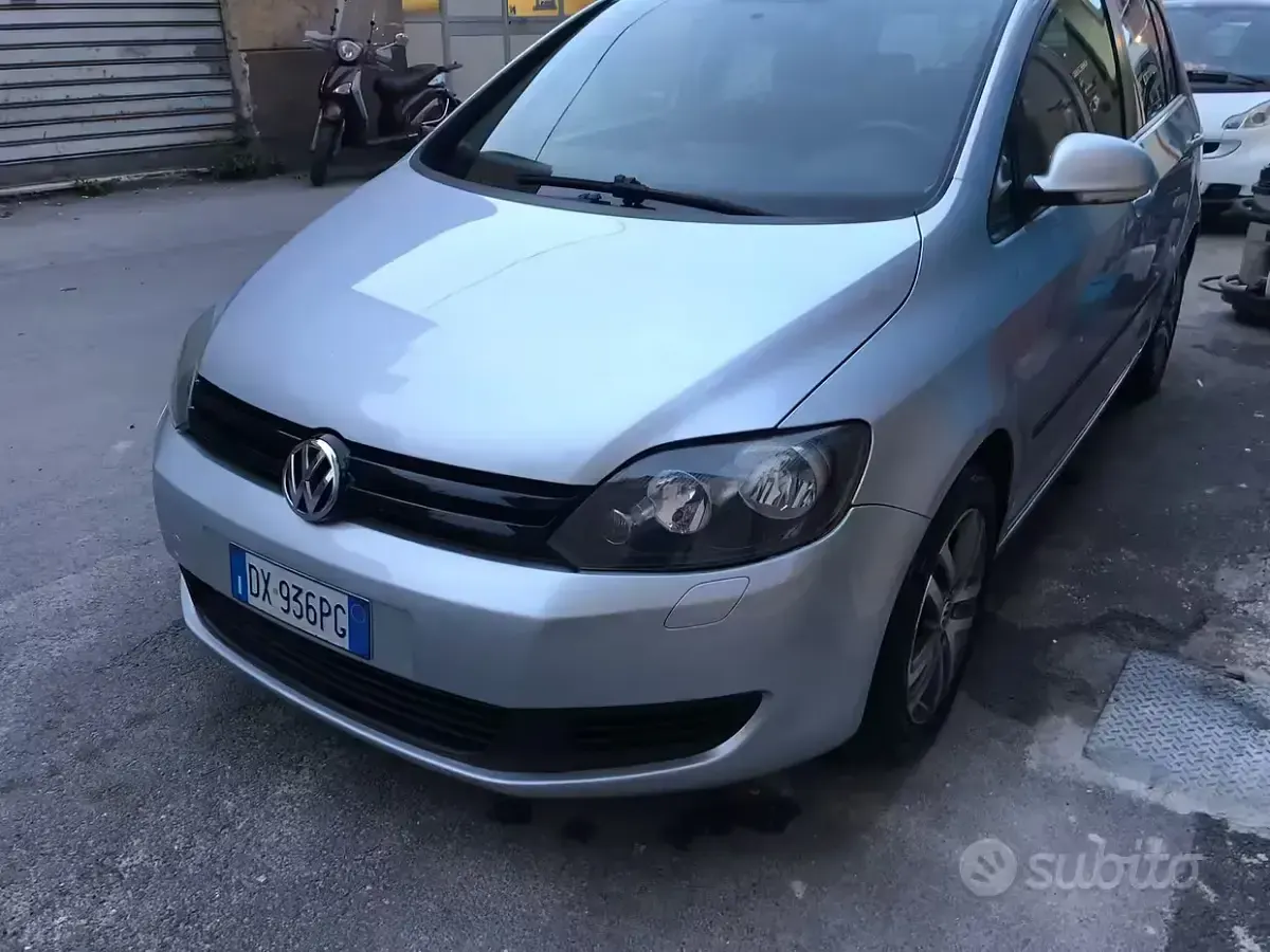 Usata VW Golf Plus Cross 105 CV (77 kW) 2009 Grigio Monovolume