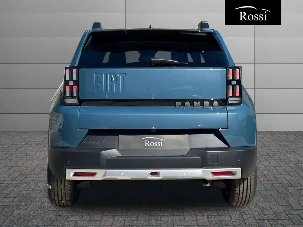 Nuova Fiat Grande Panda La Prima 100 CV (73 kW) 2026 Blu lago Utilitaria