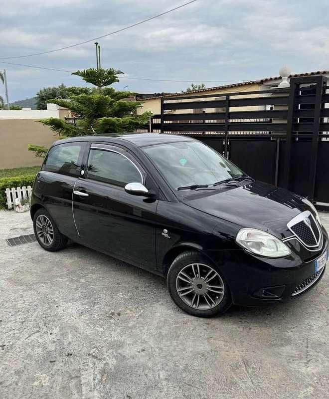 Usata Lancia Ypsilon Platinum 77 CV (56 kW) 2009 Utilitaria
