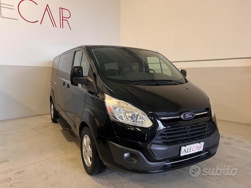 Usata Ford Tourneo Titanium 170 CV (125 kW) 2017 Nero Monovolume