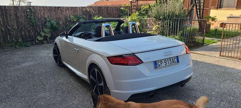 Usata Audi TT Roadster S-Line 179 CV (131 kW) 2016 Cabrio
