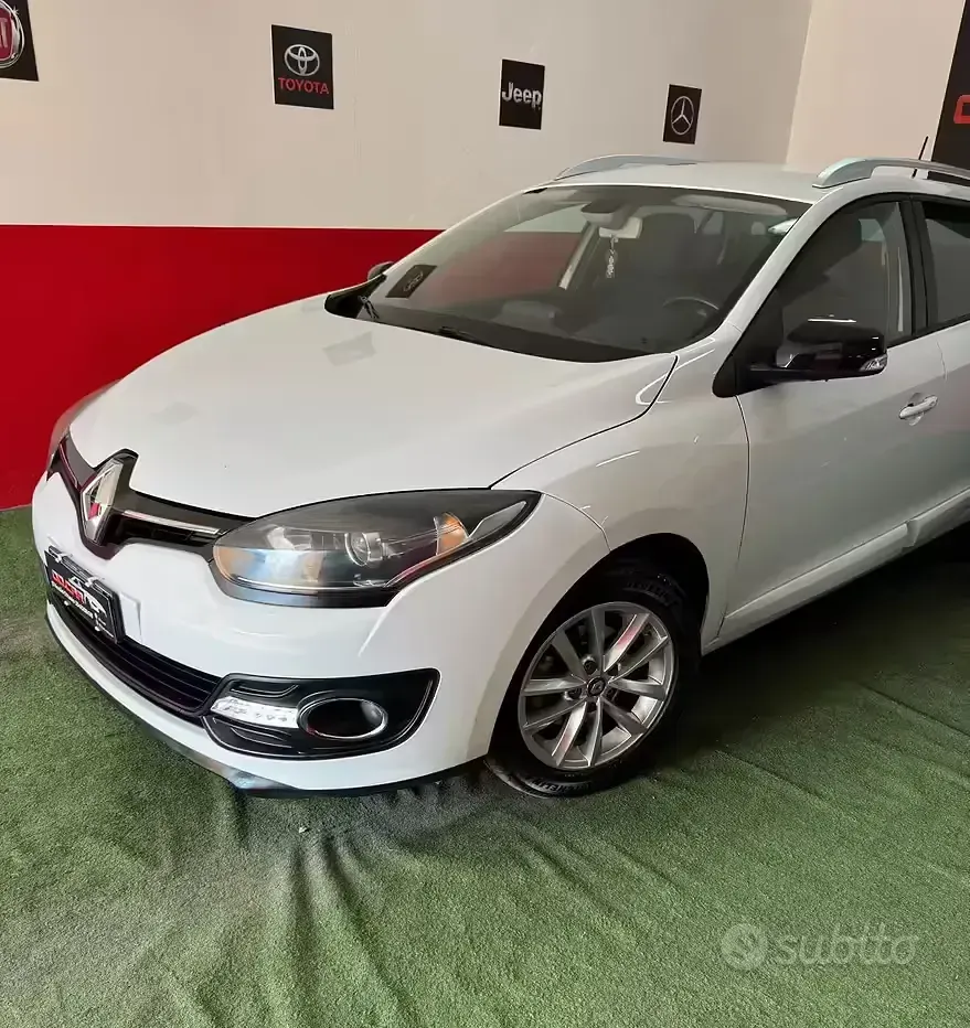 Usata Renault Mégane GrandTour 110 CV (80 kW) 2016 Bianco Station wagon