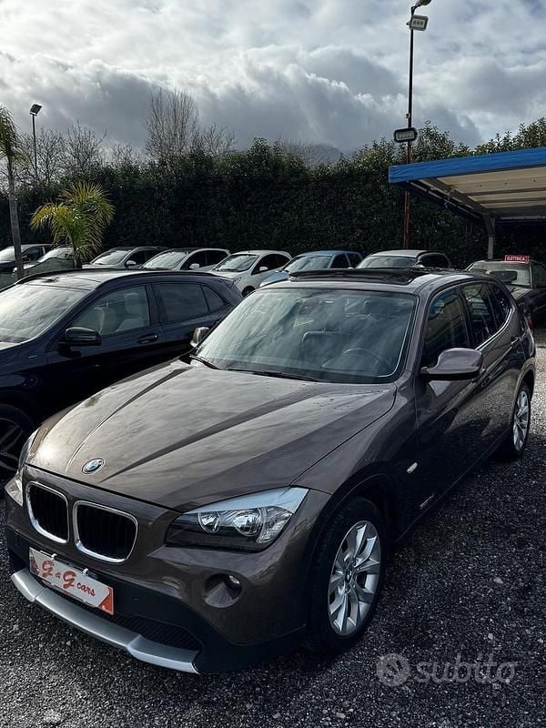 Marrone Usata 2011 BMW X1 SUV | 5899 € (Super prezzo) - Immagine 1/4