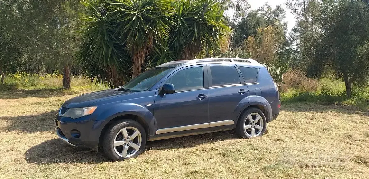 Usata Mitsubishi Outlander 140 CV (102 kW) 2008 Blu SUV