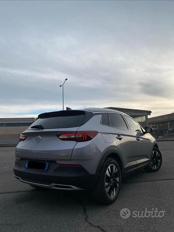 Usata Opel Grandland X Innovation 131 CV (96 kW) 2019 Grigio SUV