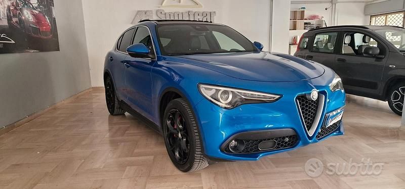 Usata Alfa Romeo Stelvio Veloce 210 CV (154 kW) 2019 Blu SUV