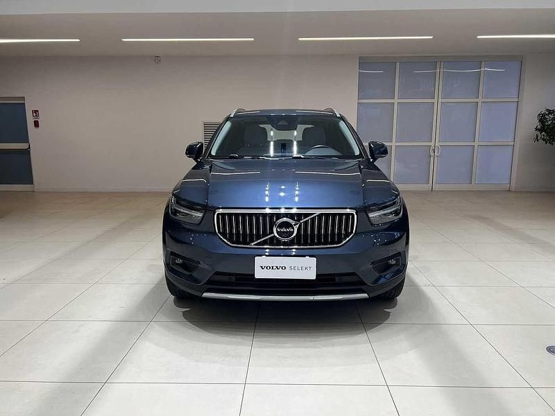 Usata Volvo XC40 132 CV (97 kW) 2021 Blu SUV
