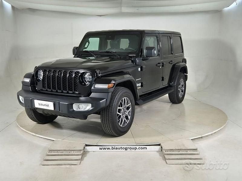 Usata Jeep Wrangler Sahara 379 CV (278 kW) 2022 Nero SUV