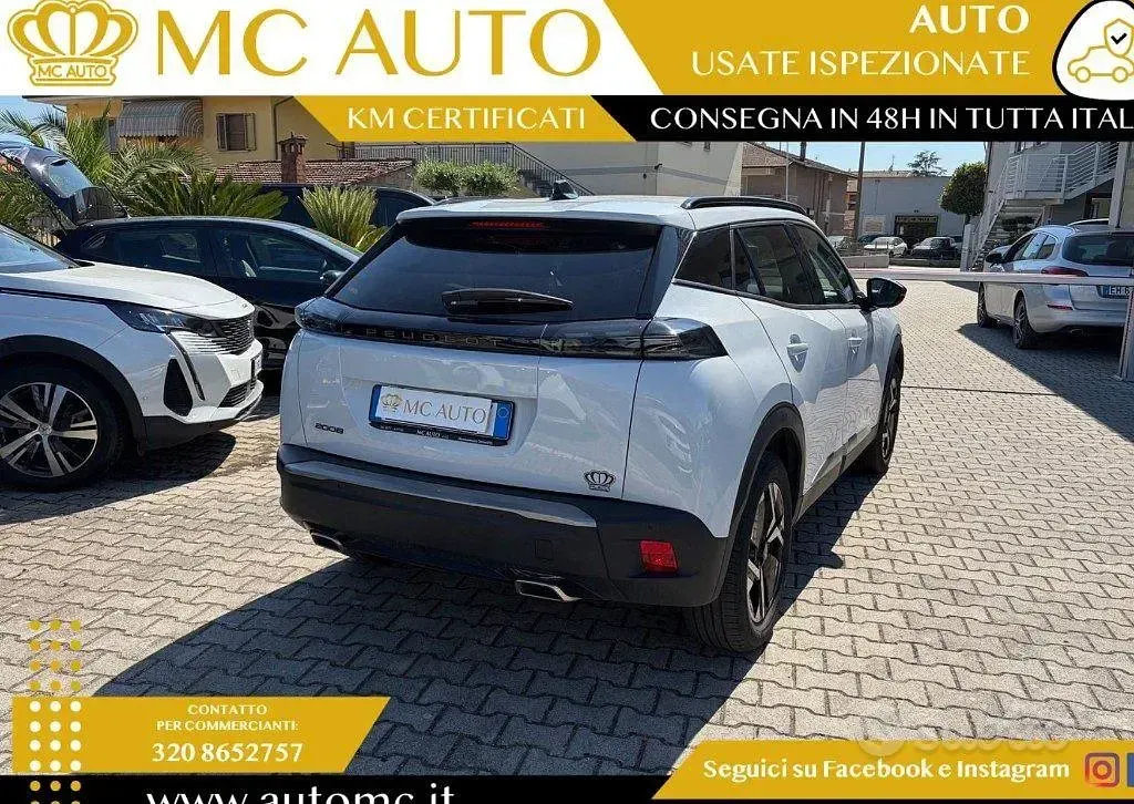 Usata Peugeot 2008 Allure 131 CV (96 kW) 2023 Bianco SUV