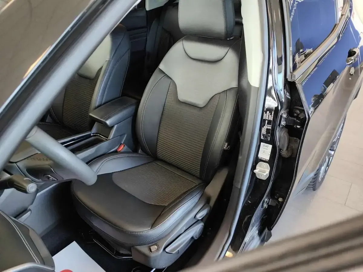 Usata Jeep Compass 131 CV (96 kW) 2022 Nero SUV