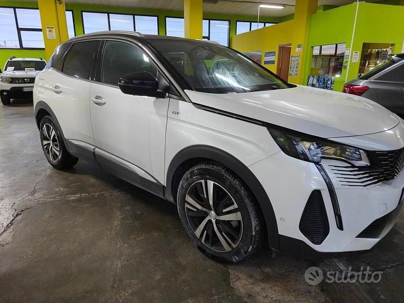 Usata Peugeot 3008 GT 131 CV (96 kW) 2023 Bianco SUV