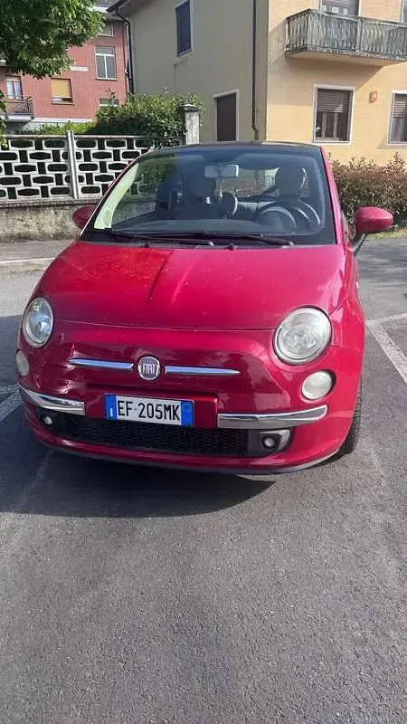 Usata Fiat 500 Lounge 69 CV (50 kW) 2010 Rosso Utilitaria