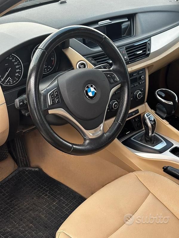 Usata BMW X1 143 CV (105 kW) 2013 Nero SUV