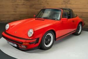 Usata Porsche 911 Carrera Cabriolet 207 CV (152 kW) 1985 Rosso Cabrio