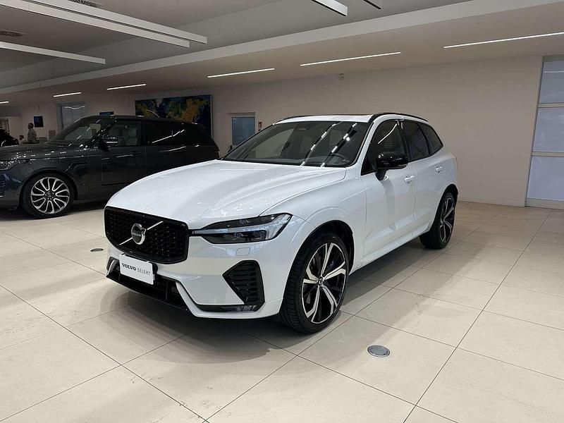 Bianco Usata 2023 Volvo XC60 Ultimate SUV | 39.900 € (Molto cara) - Immagine 1/4