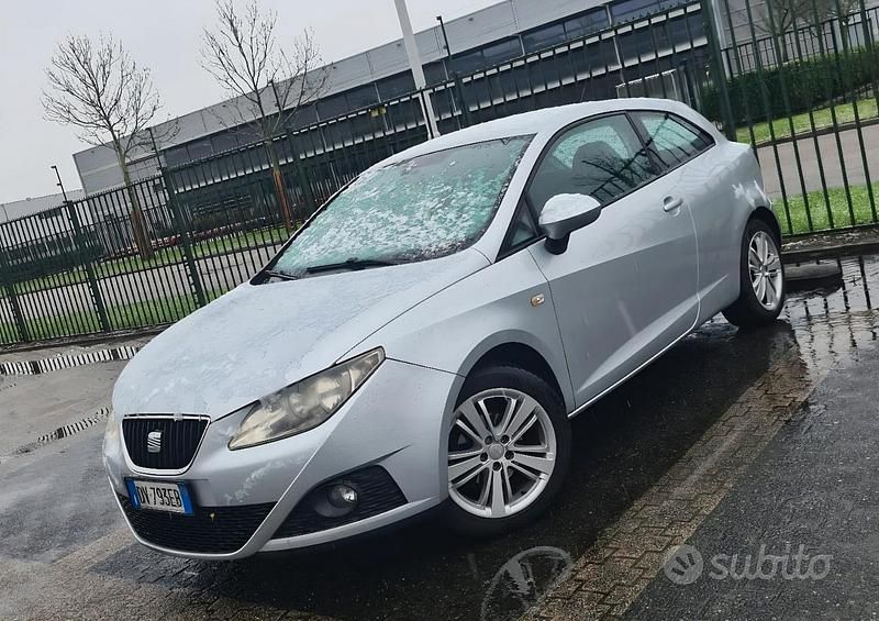 Occasion Seat Ibiza 2009 Gris Coupé