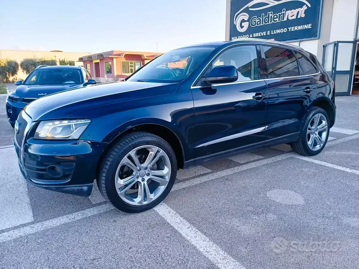 Usata Audi Q5 Advanced 170 CV (125 kW) 2011 Blu SUV