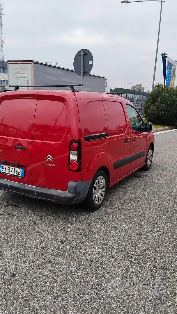 Usata Citroën Berlingo 90 CV (66 kW) 2015 Rosso Monovolume