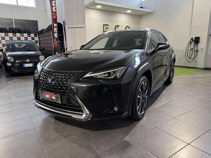Nero Usata 2019 Lexus UX 250h Business Edition SUV | 18.900 € (Buon prezzo) - Immagine 1/4