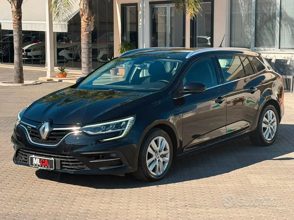 Usata Renault Mégane GrandTour Business 116 CV (85 kW) 2022 Nero Station wagon
