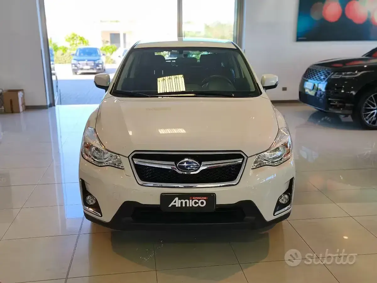 Usata Subaru XV Style 114 CV (83 kW) 2017 Bianco SUV