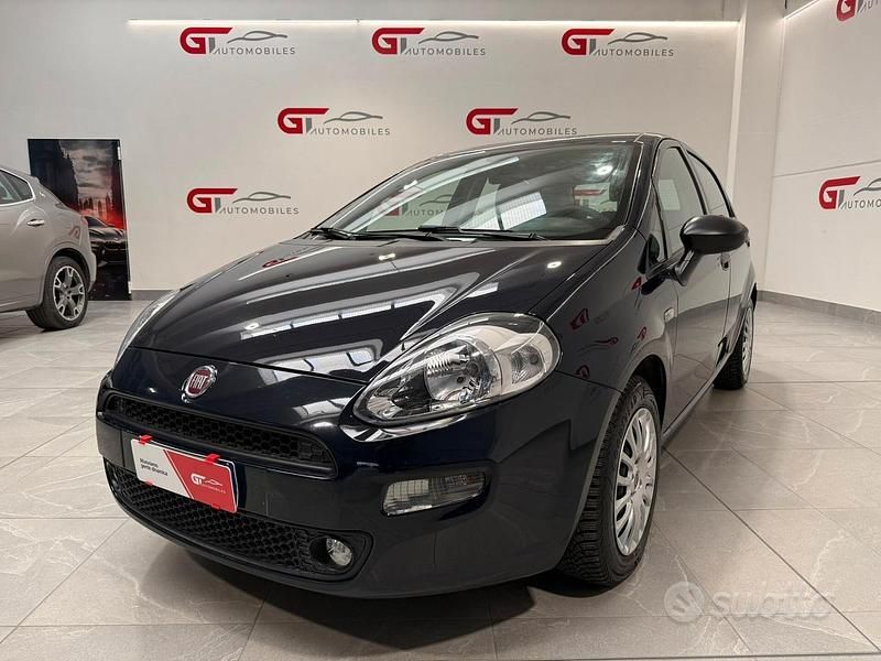 Usata Fiat Punto Street 95 CV (69 kW) 2018 Blu Utilitaria