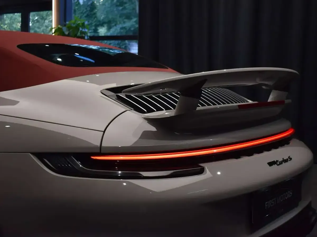 Usata Porsche 911 Turbo S Cabriolet 650 CV (478 kW) 2022 Grigio Cabrio